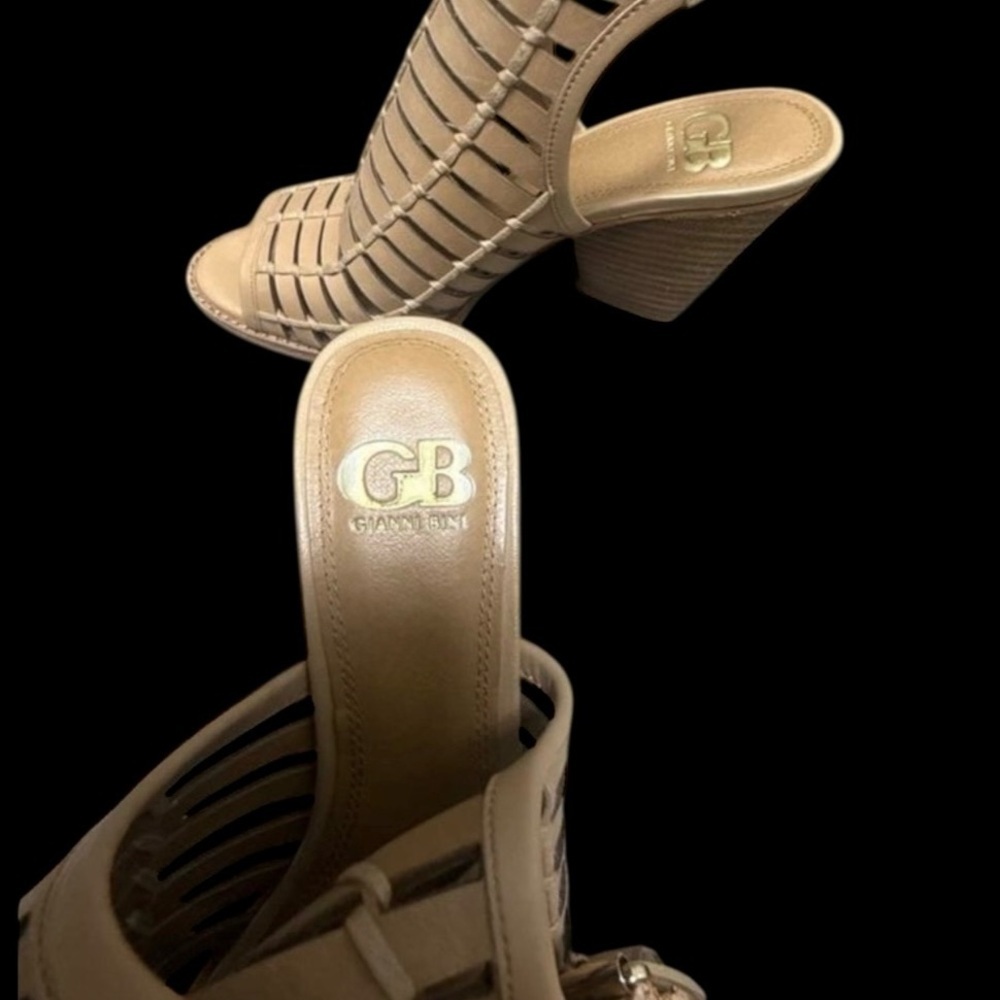 GB Gianni Bini Tan Caged Wedge Sandals size 7.5 - Picture 6 of 7